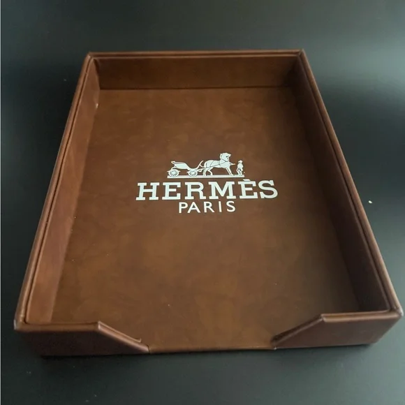 ❗️CLEARANCE❗️Luxury Brown Leather Document Tray - Picture 2 of 5